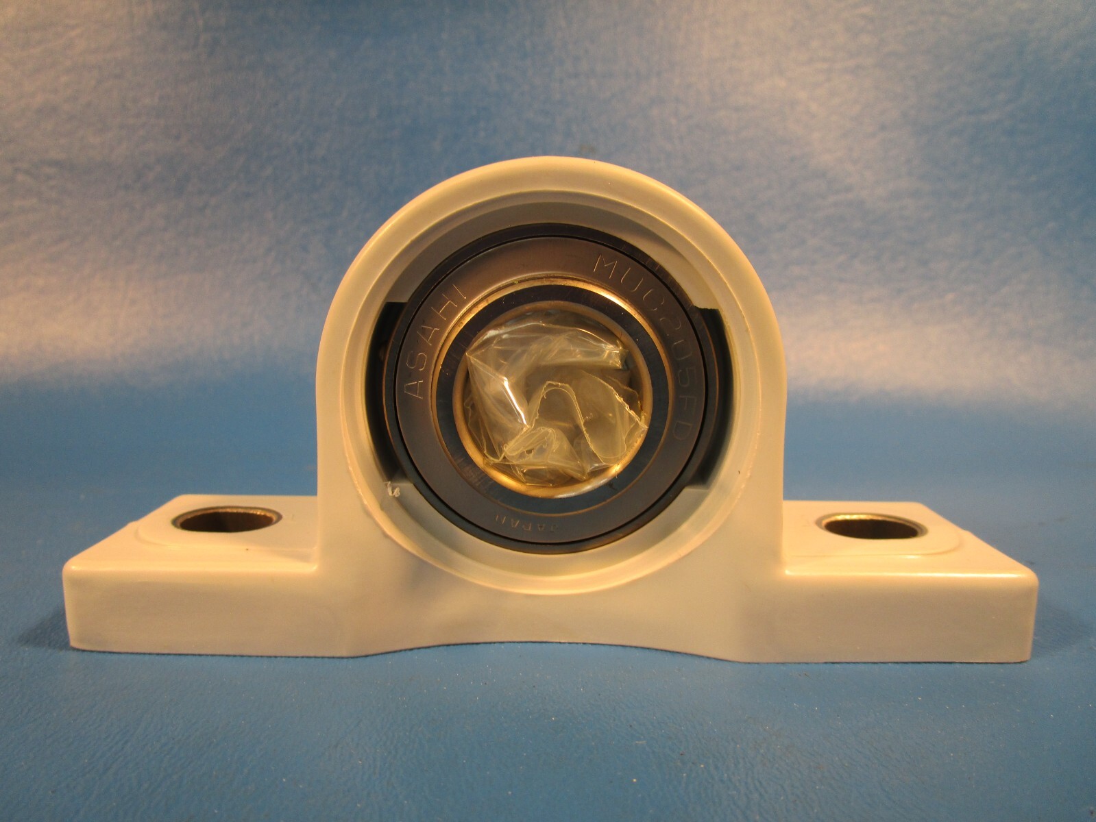 AMI MUCPPL205-16W Flange-Mount Ball Bearing Unit – 3-Bolt Bracket, 1”Bore