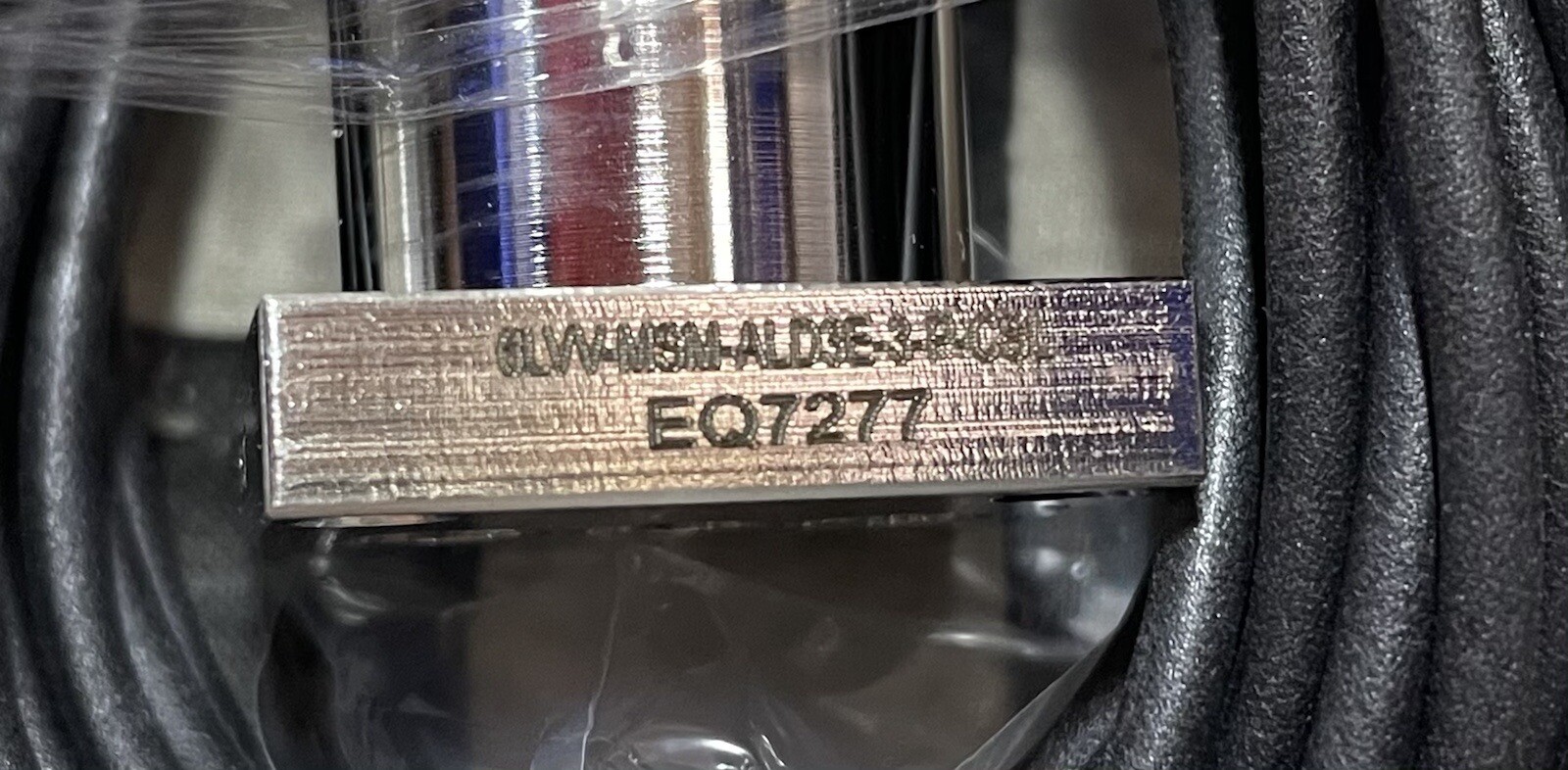 Swagelok VIM 6LVV-MSM-ALD3E-3-P-C9L & BALLUFF BES516-3007-E4-C-PU-05, #1215P17