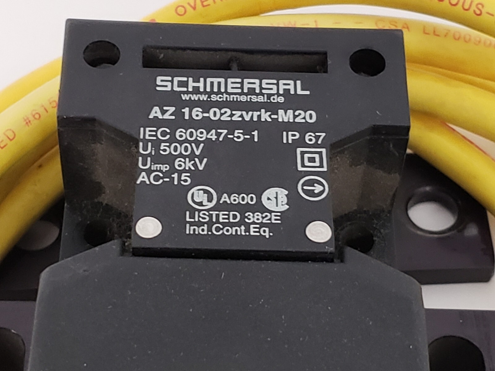 SCHMERSAL AZ 16-02ZVRK-M20 SAFETY INTERLOCK SWITCH 10A 500V