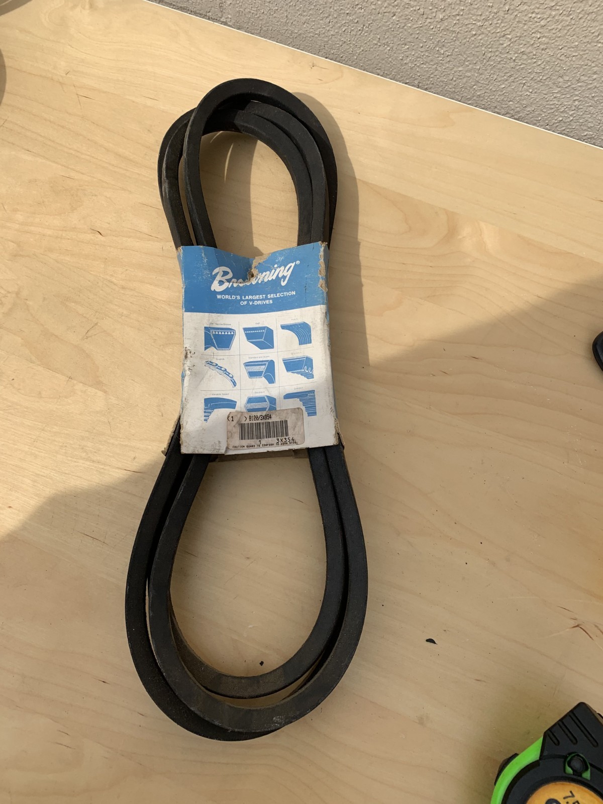 Browning B120 V-Belt is a classical “B” section industrial belt 3X354
