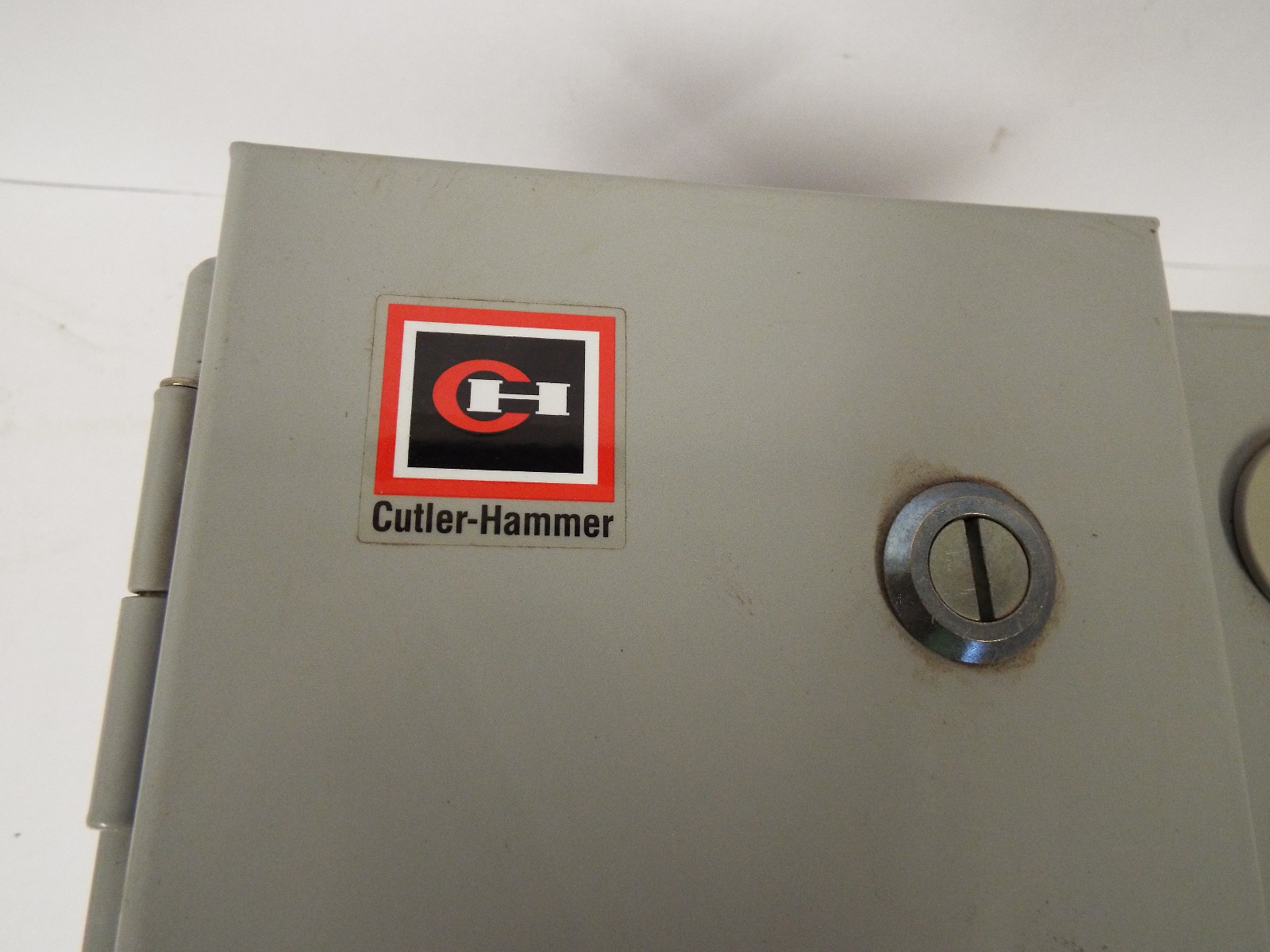 1 NEW CUTLER-HAMMER ECN0508AAA ENCLOSED MOTOR STARTER SER. A1 NIB **MAKE OFFER**