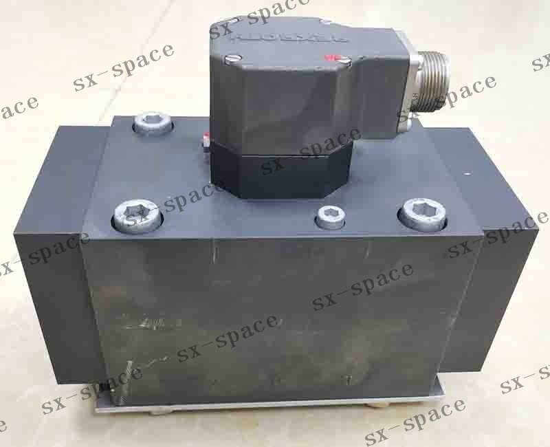 1PCS 4WS2EM16-24/200B12ET315K8DM 100% tested DHL or FedEx