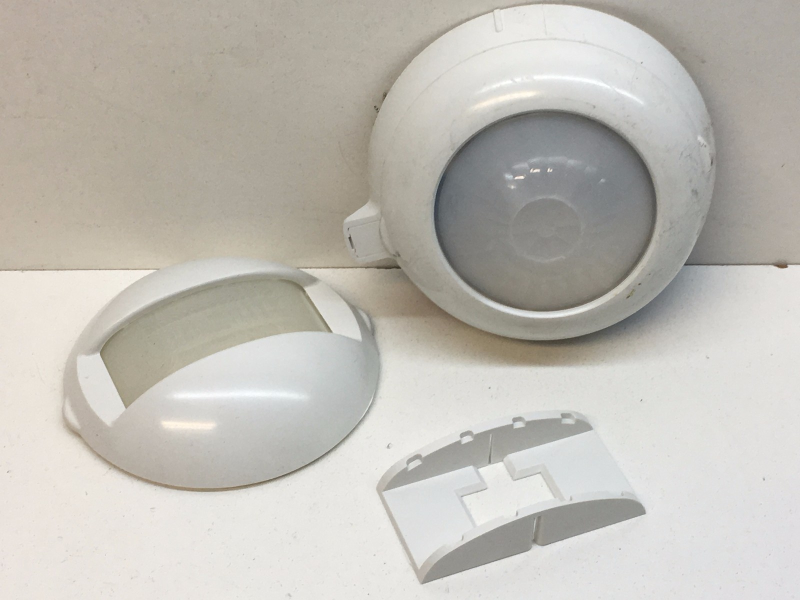 Wattstopper HB350DR High Bay Occupancy Sensor 120/277V Dual Relays, Daylighting