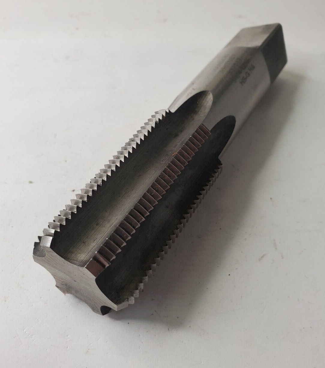 HANSON WHITNEY BOTTOMING TAP 1-1/4-12 NF HS G 37517 5-1/2 OAL 2-3/8″ LOC 4 FLUTE