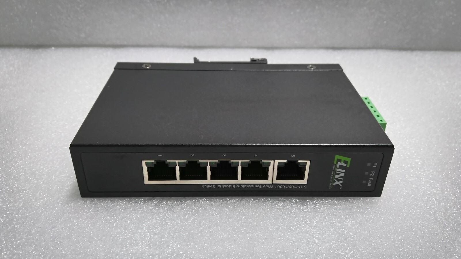 [Used] B&B Electronics / EIR405-T / Unmanaged Ethernet Switch