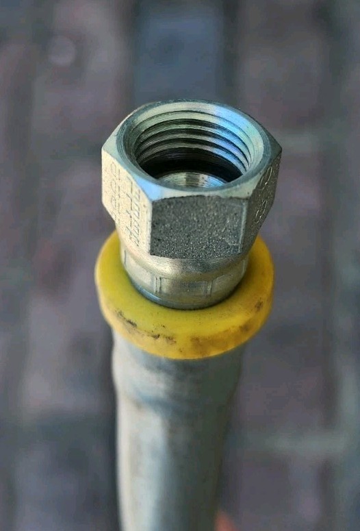 PARKER PUSH-LOK Plus 3/8″ 801-6-WP 2, 4 MPa Welding / Gas HOSE 22″ W/ FIT 350PSI