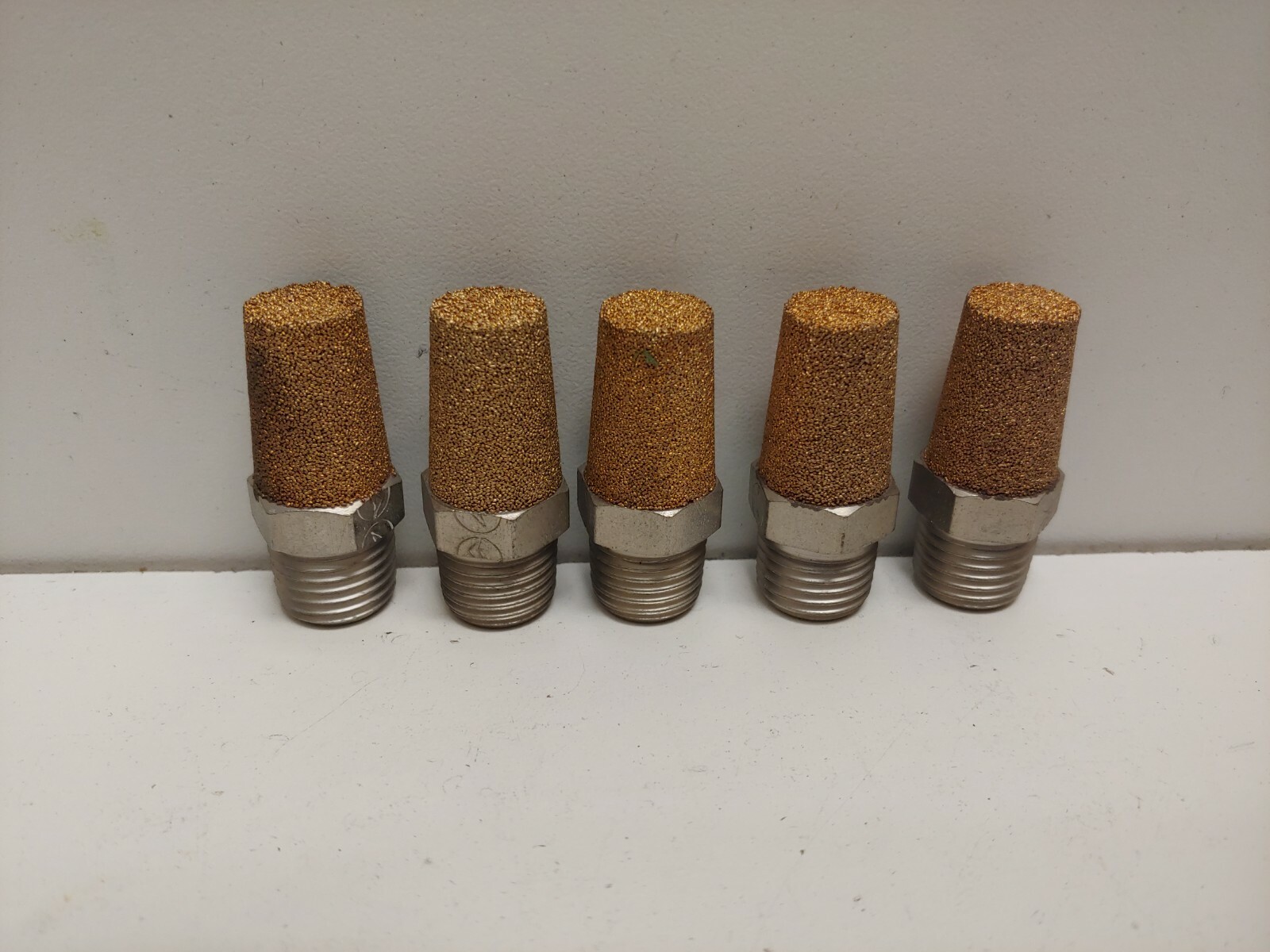 LOT OF 5 NEW OLD STOCK! ARROW 1/4″ PNEUMATIC EXHAUST MUFFELERS ASP-2