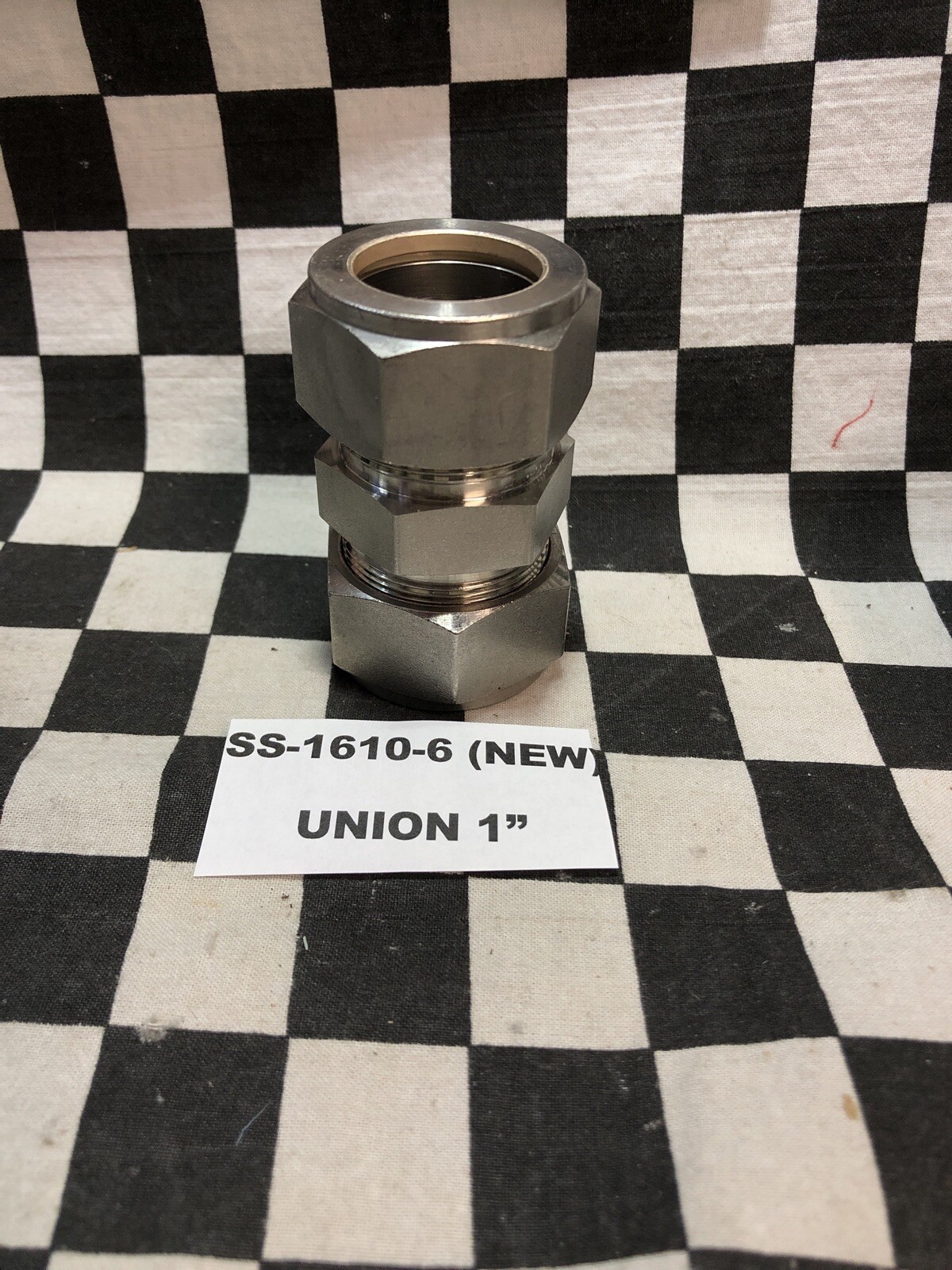 SWAGELOK SS-1610-P, SS-1610-6, 12MSC16N-316, SS-810-1-8, SS-600-1-12, LOT OF 6