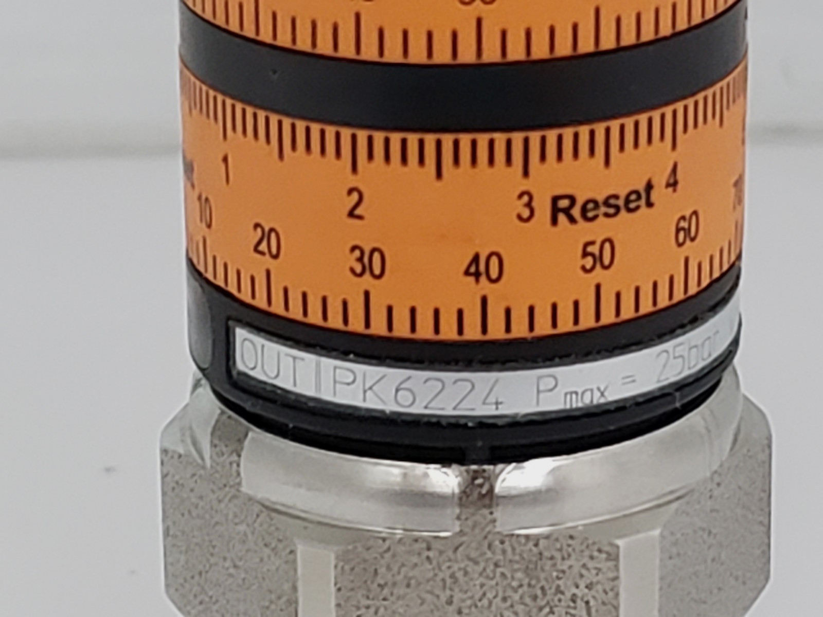 IFM EFECTOR PK6224 PRESSURE SWITCH W/INTUITIVE SWITCH POINT SETTING PNP NNB