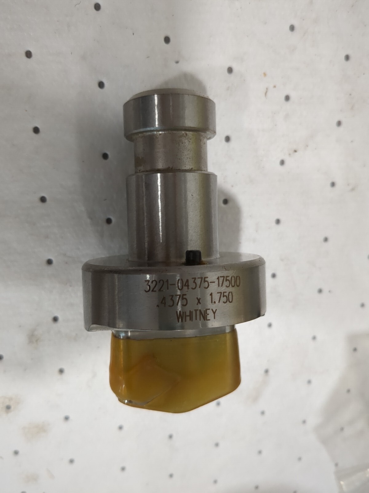 Whitney Tooling .4375 x 1.750 Obround Punch w/1/4″ Housetop QIA 3221-04375-1750