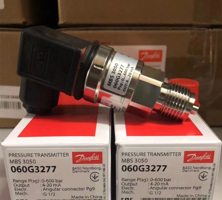 1PCS Danfoss MBS3050 series 060G3277 pressure sensor