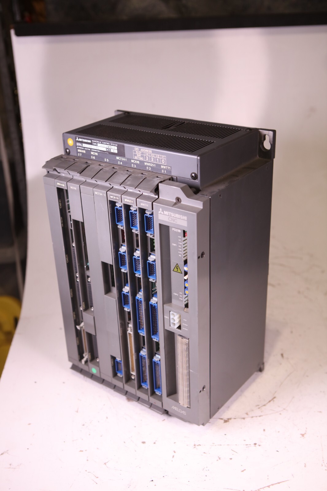 Mitsubishi FCA320HWM2-1 Control Rack Servo Board