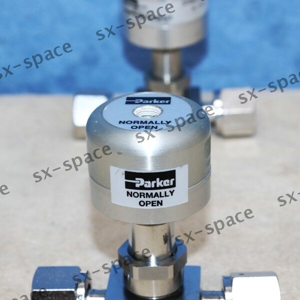 1PCS 44900371-PE 8V1-P8K-11AO-SSV-PE 100% by DHL or FEDEX