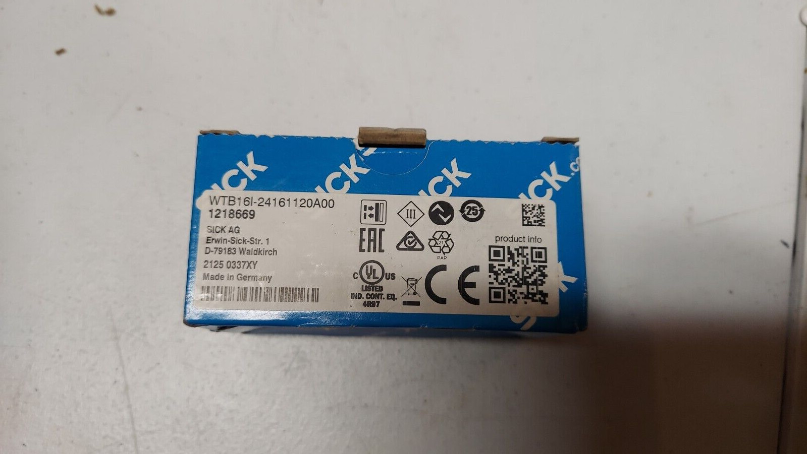 New Sick WTB161-24161120A00 1218669 Photoelectric Sensor