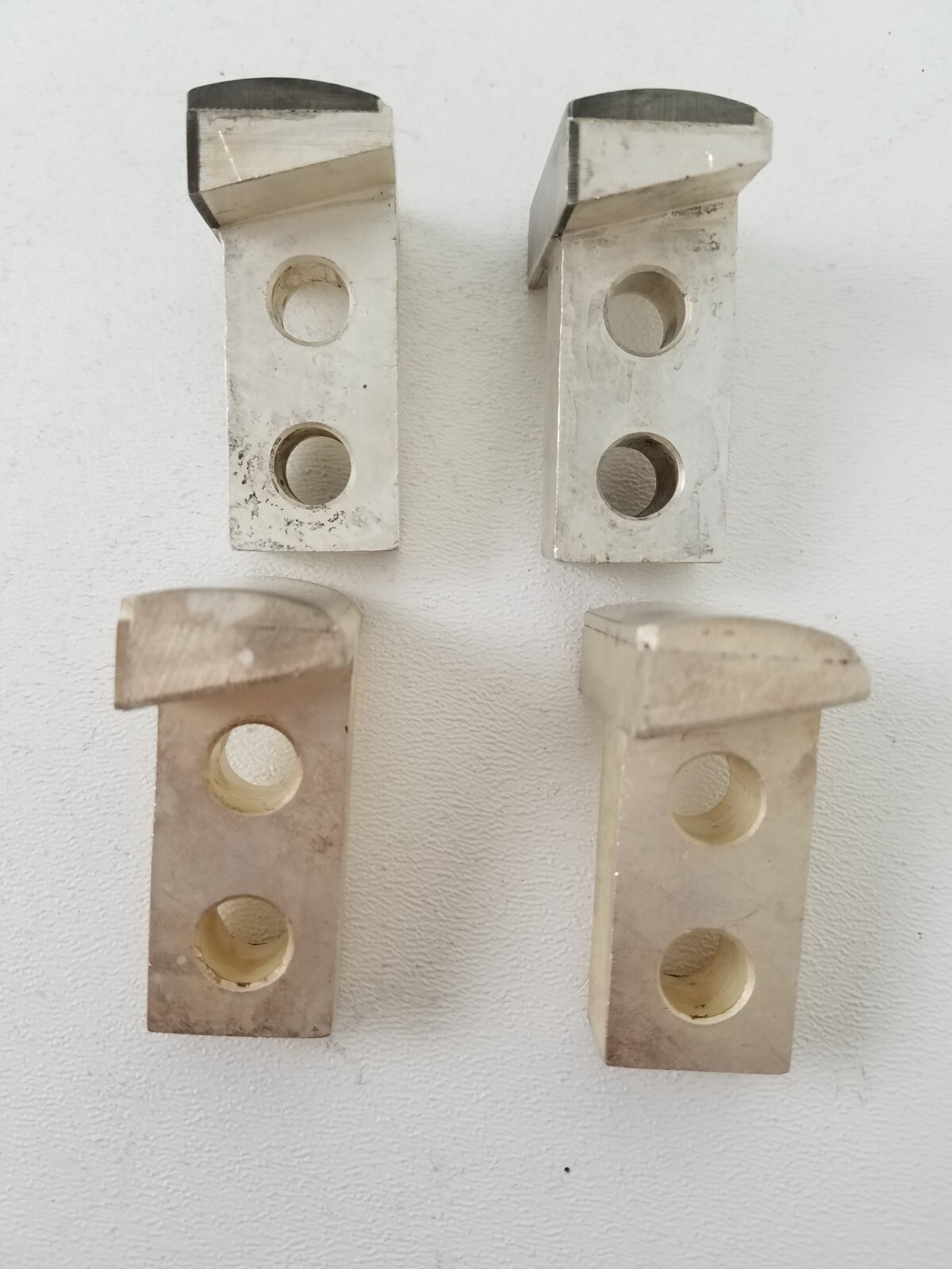 Lot of 4 – 196635K01 GE ITE Arcing Contacts 5HK150 5HK250 -Next Day Option -New