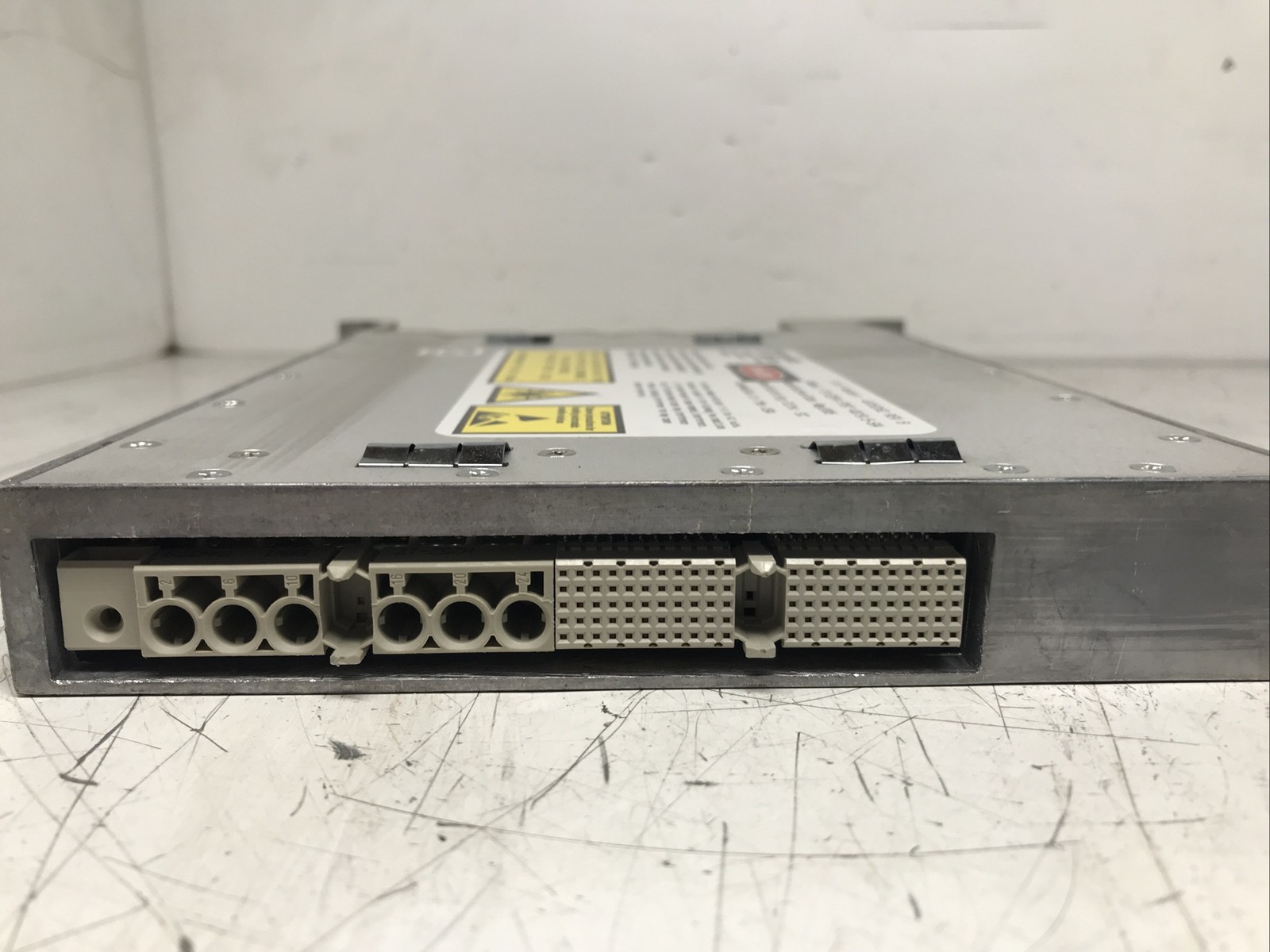 Scientific Atlanta Prisma II Optical Amplifier P2-EDFA-FPST-4X19.5-SA *UNTESTED