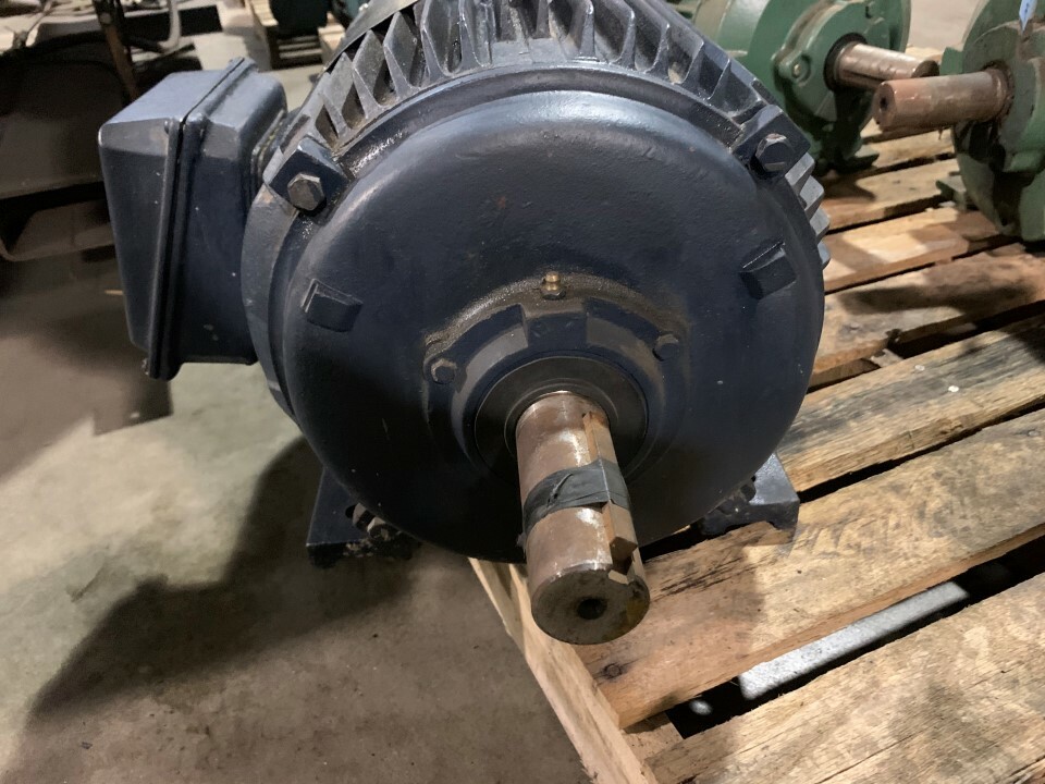 Leeson Motor Model: 256T34FB1 HP: 20 RPM: 3460 Shaft: 4 x 1 5/8 Frame: 256T