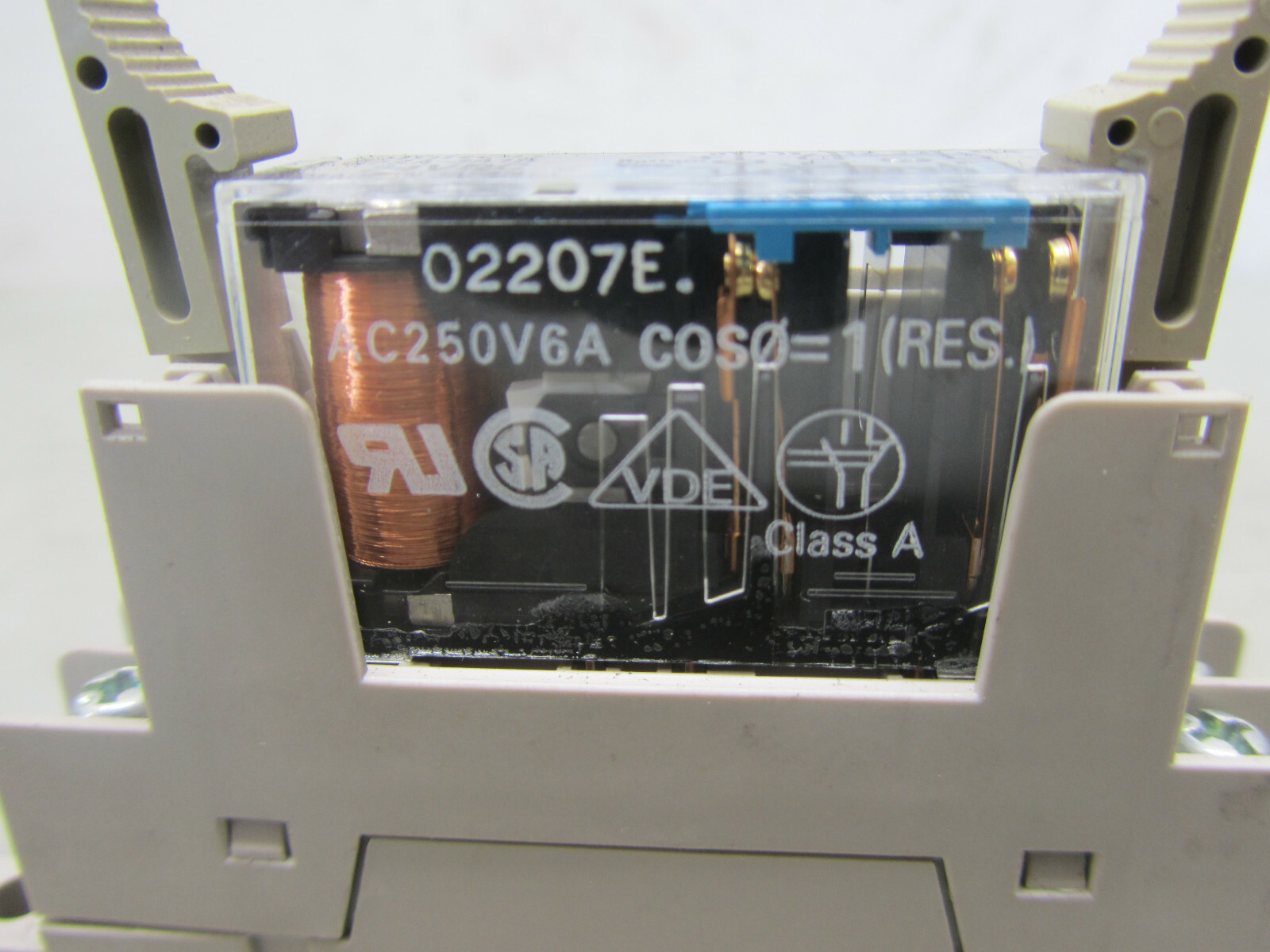 OMRON G7SA-3A1B 24VDC RELAY WITH P7SA-10F-ND BASE
