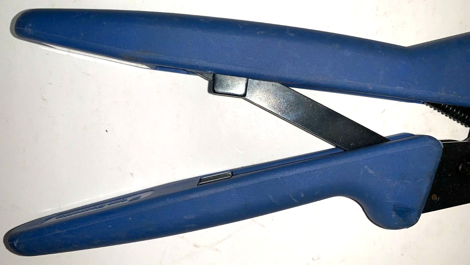 TE CONNECTIVITY HAND CRIMPER, K 1144, 22- 26 AWG RANGE, 10″ LENGTH