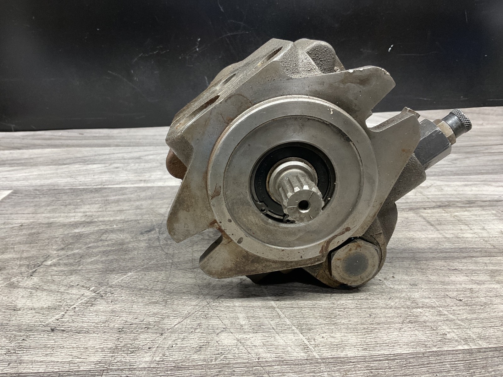 Parker – Variable Volume Piston Pump – PAVC33R42W26 #301A150PR2