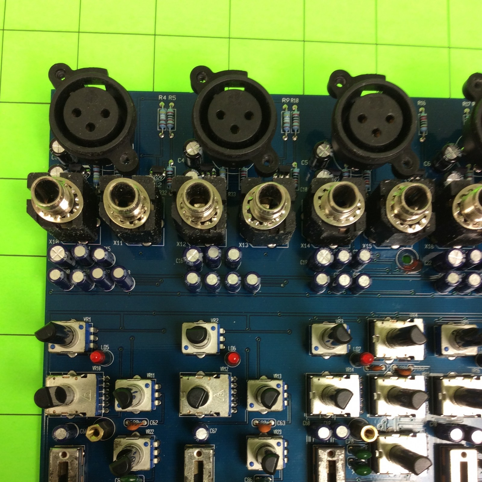 Behringer Eurorack UBB1002 Mixer Board PCB217120