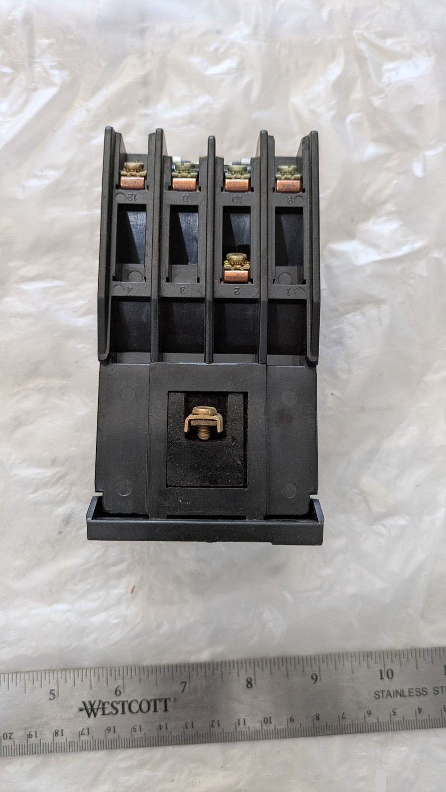 STRUTHERS-DUNN CONTROL RELAY 301-8-3S2 10AMPS COIL 500-600 VAC