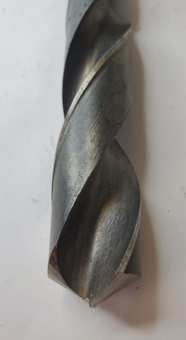 CLE-LINE USA 1-5/32″ HS TAPERED SHANK DRILL BIT 2 FLUTE 12″ OAL 6-3/8″ LOC