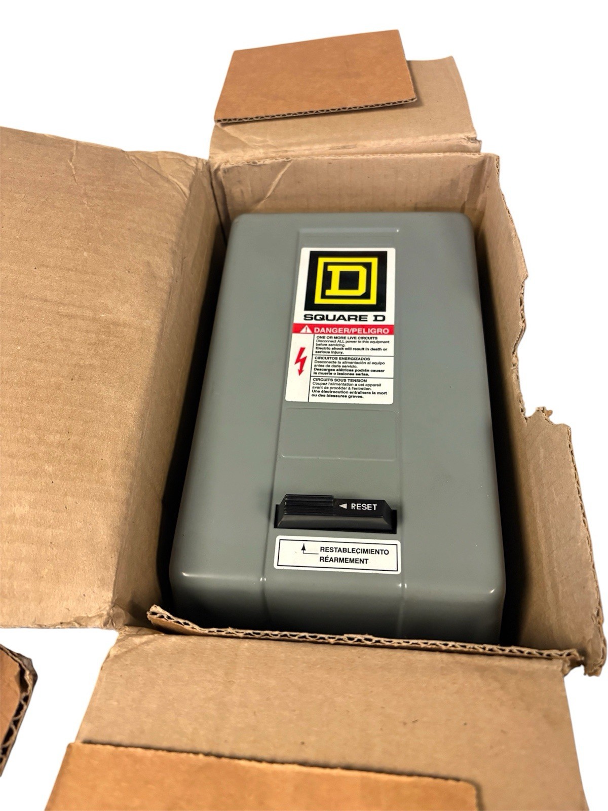 NEW IN BOX! SQUARE D NEMA SIZE 1 AC MAGNETIC STARTER 8536SCG3V02S