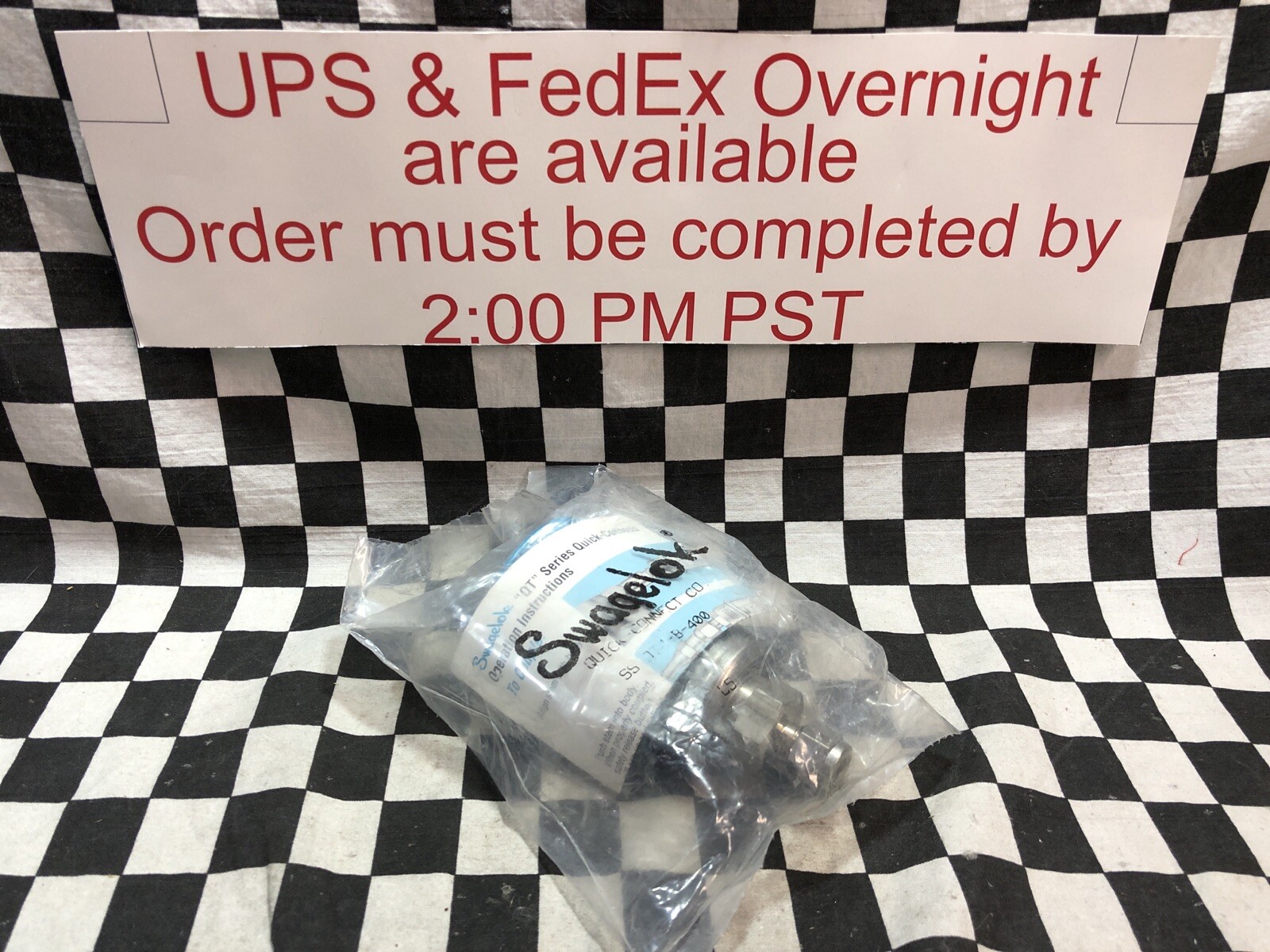SWAGELOK Quick Connect Body 1/4″ COMP, SS-QT4-B-400, SHIPSAMEDAY#1224Q10