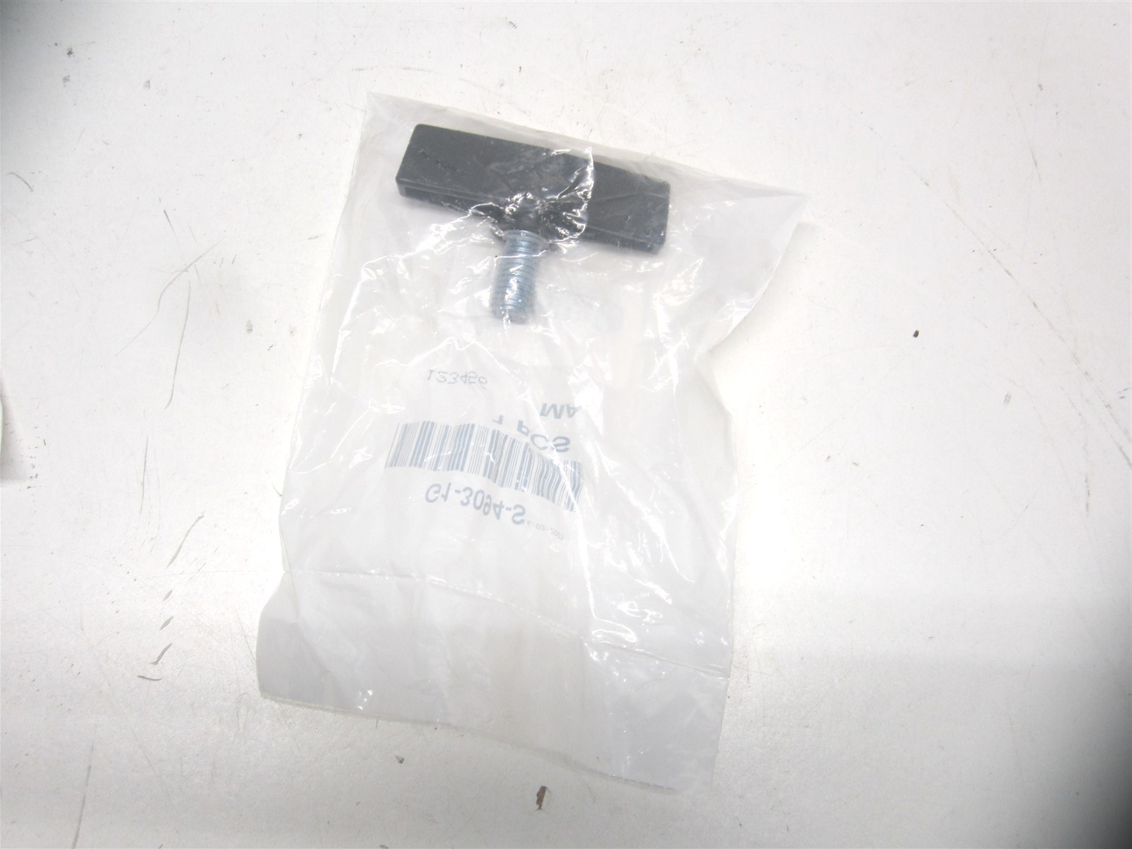 Gibraltar (G10-3094-S) 3-1/2″ Thermoplastic, Threaded Stem Bar/Wing Knob – Qty 4