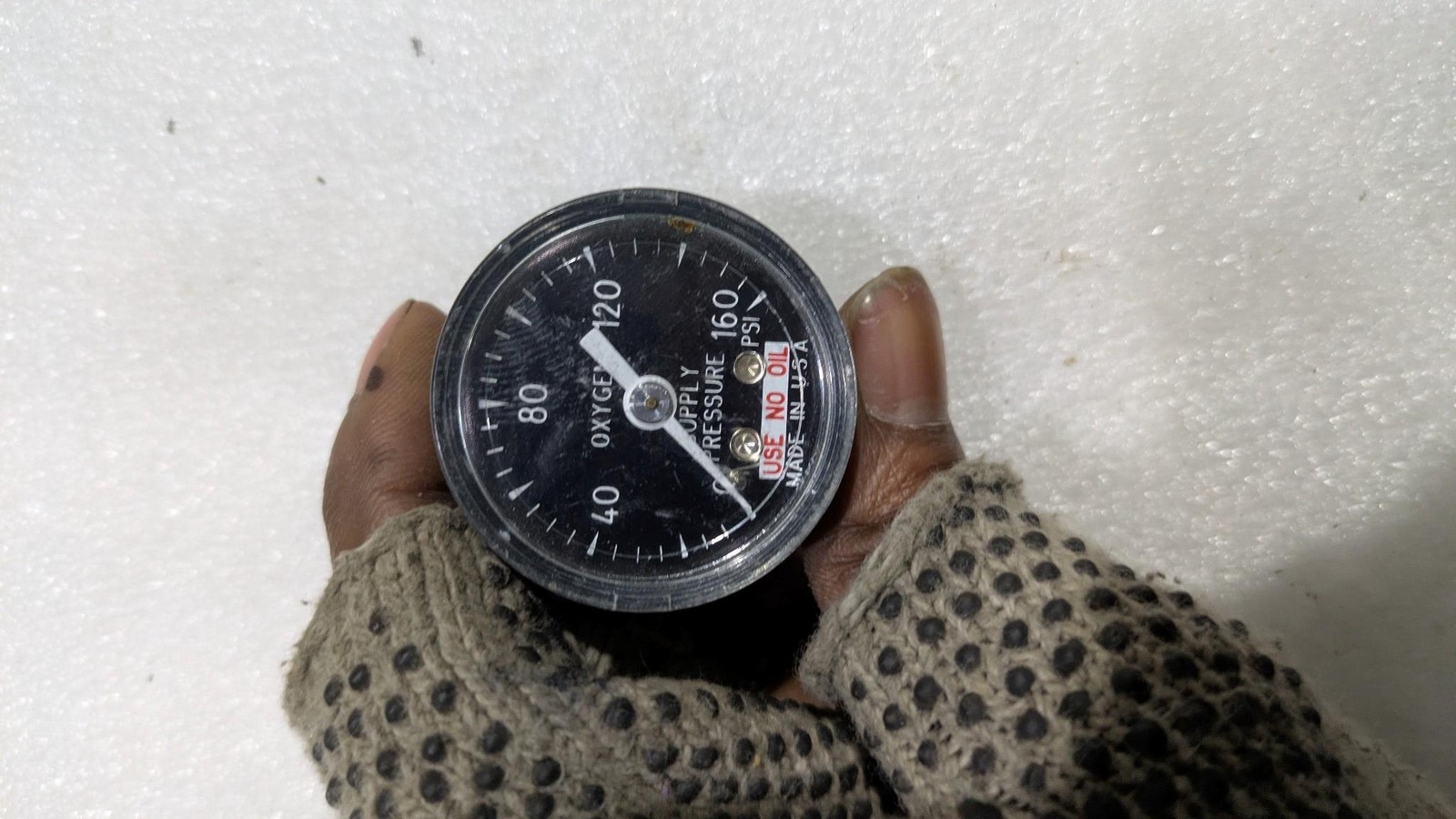 OXYGEN PRESSURE GAUGE SUPPLY 0 – 160 PSI