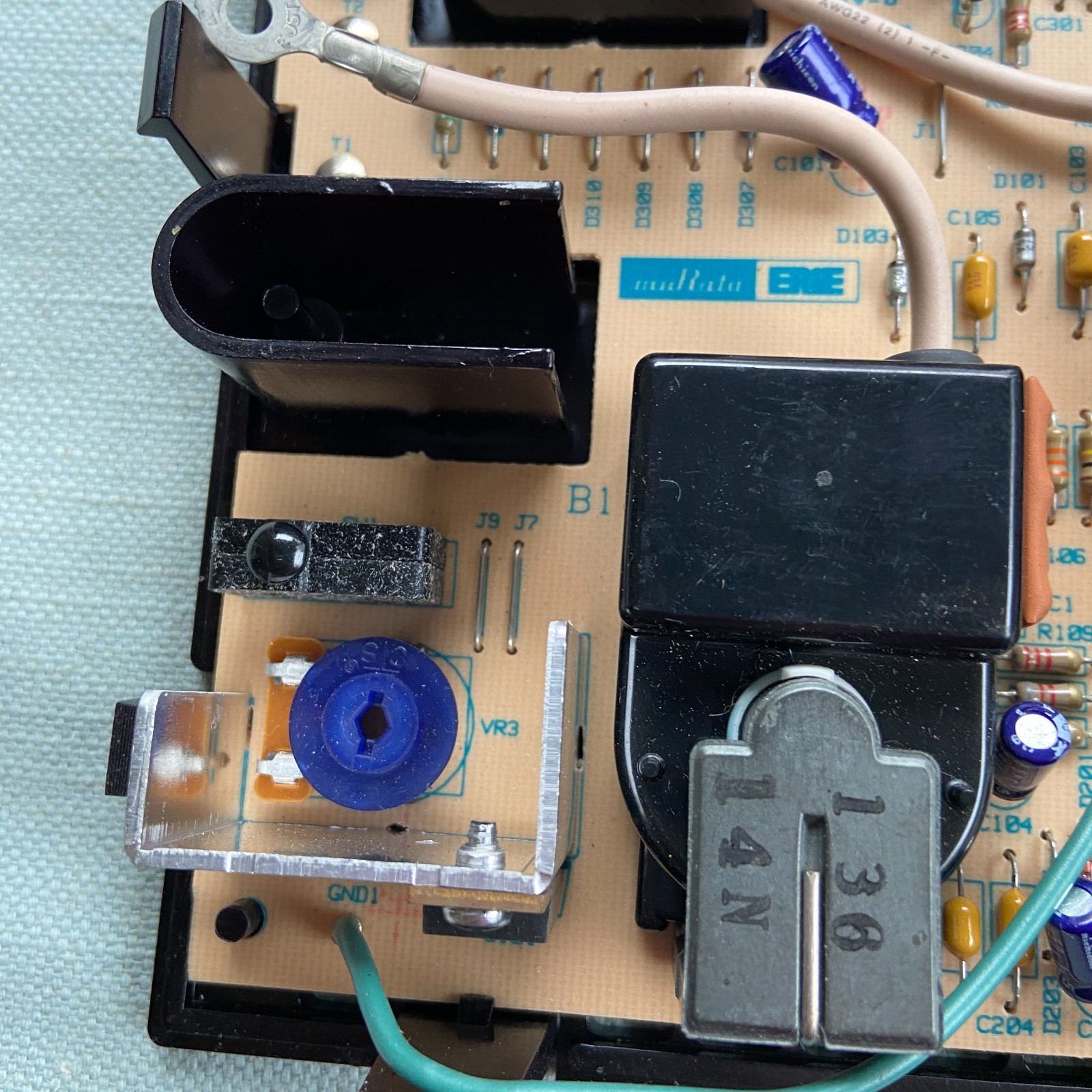 Murata Erie Control Board w/ + – Knob Canada Not Sure What This Is For a Mystery