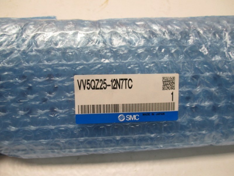 SMC VV5QZ25-12N7TC BASE MOUNTED MANIFOLD NSMP