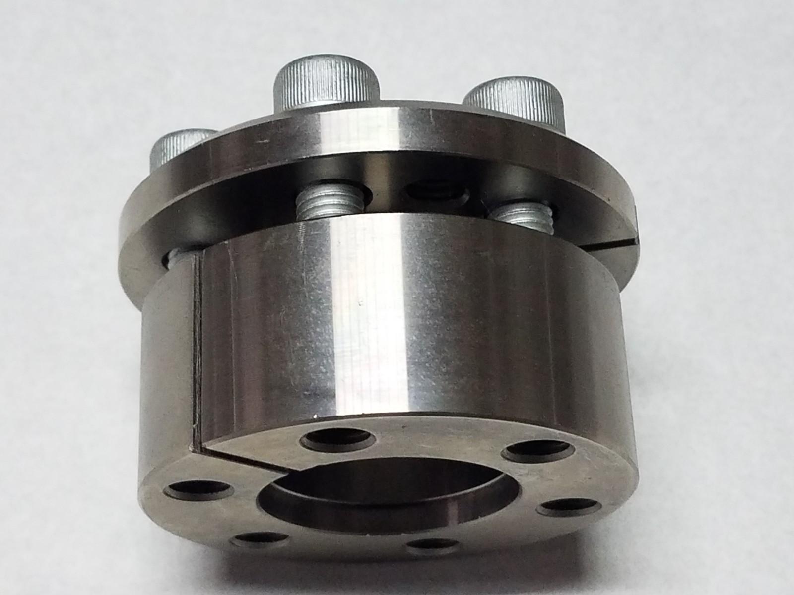 KEYLESS TAPERED SHAFT HUB LOCKING DEVICE 37.5mm ID x 75mm OD x 30mm NNB