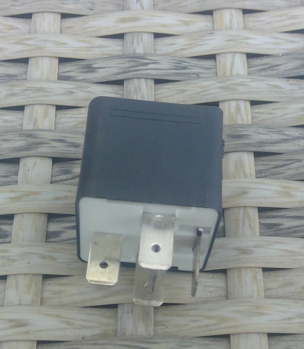 HELLA H41388251 Standard 20/40 Amp SPDT Mini Relay (No Vent)
