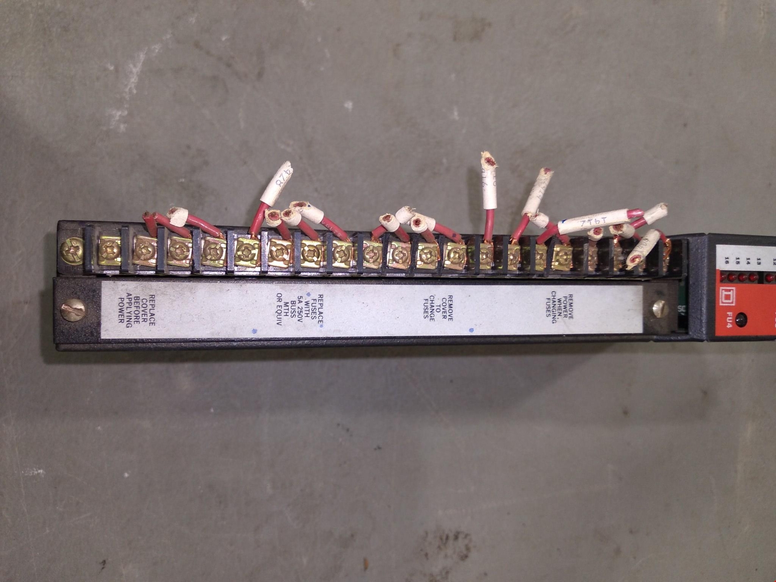 SQUARE D SY/MAX ROM-221 CLASS 8030 SER.F2