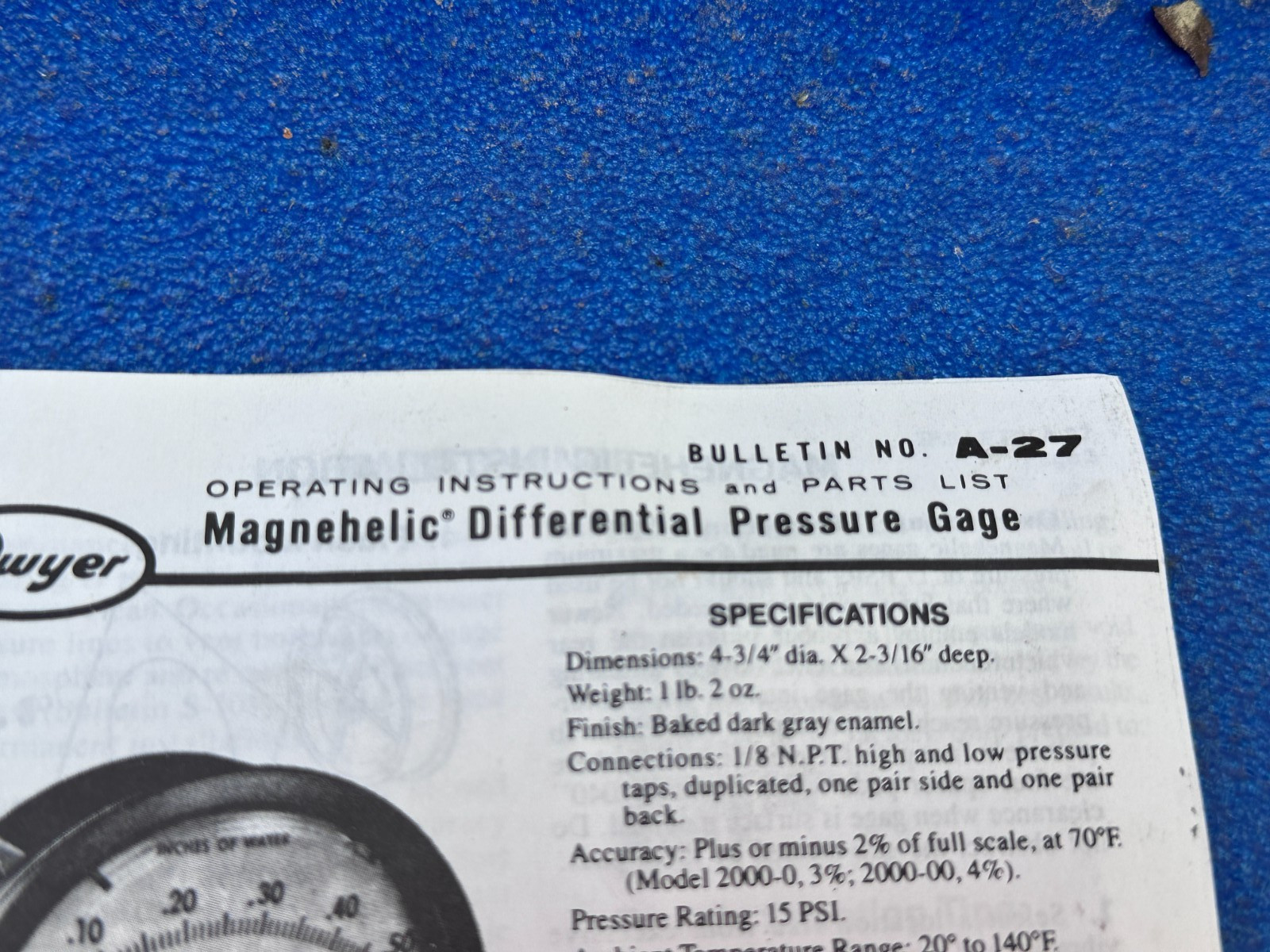 DWYER MAGNEHELIC Differential Pressure Gage 2000-00 C w/Case & Probes