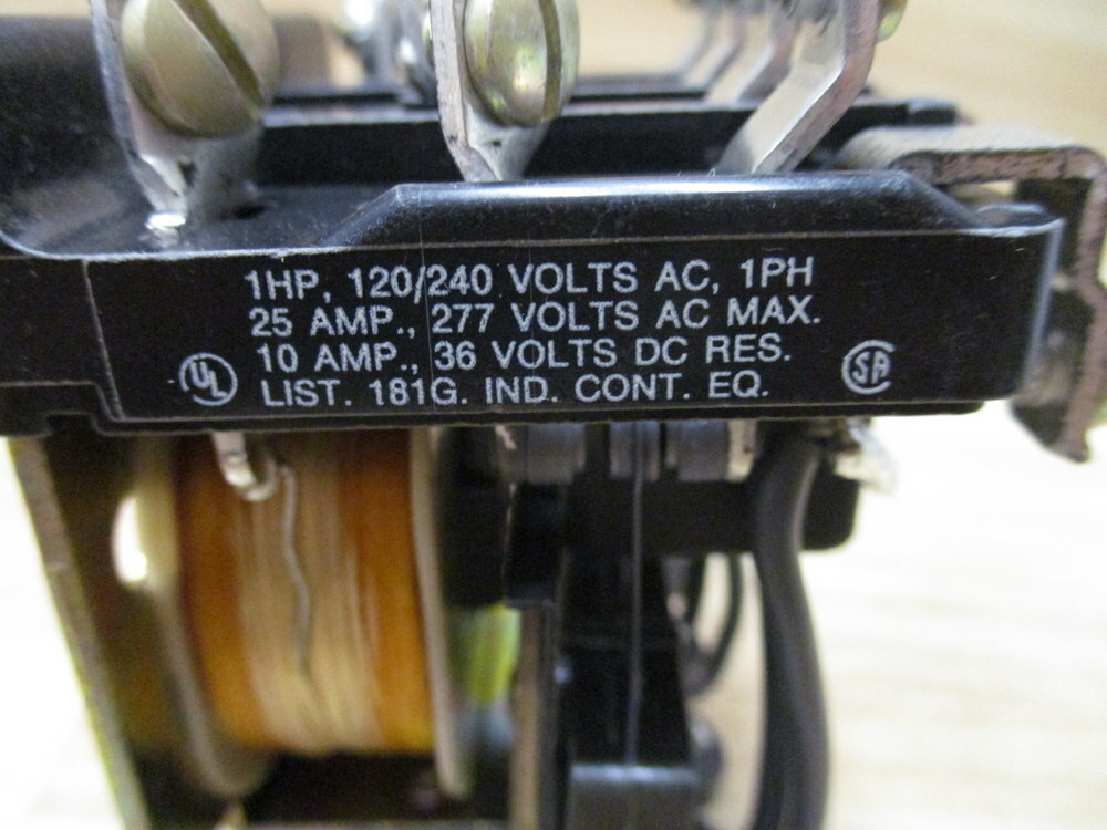 Potter & Brumfield PM-17AY-240 Relay PM17AY240