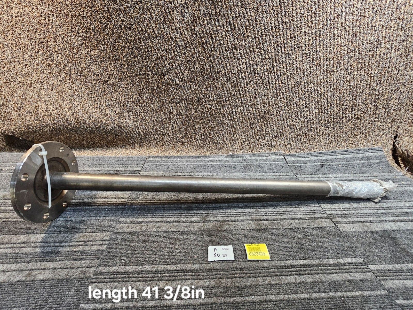 Meritor B110-9 41-3/8″ Axle Shaft L2612 906 SIlver, 8-Bolt Hole Steel