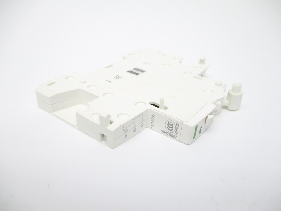 SCHNEIDER ELECTRIC A9A26927 240-415VAC NSMP