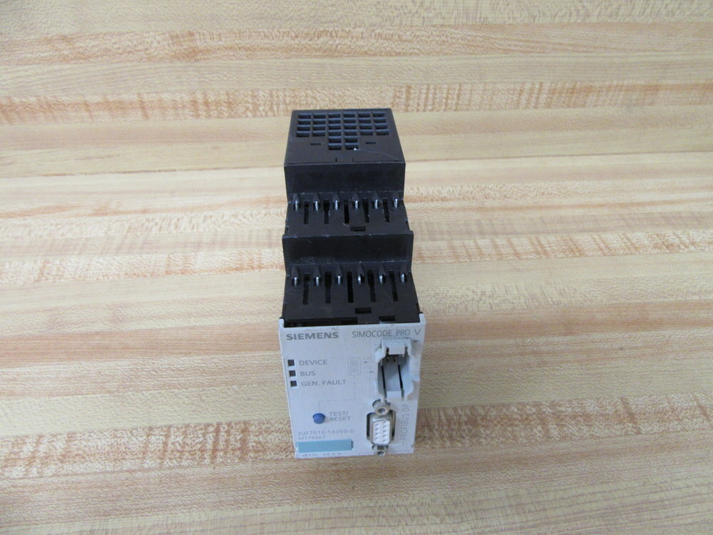 Siemens 3UF7010-1AU00-0 Relay Motor Control W/O Terminal Blocks