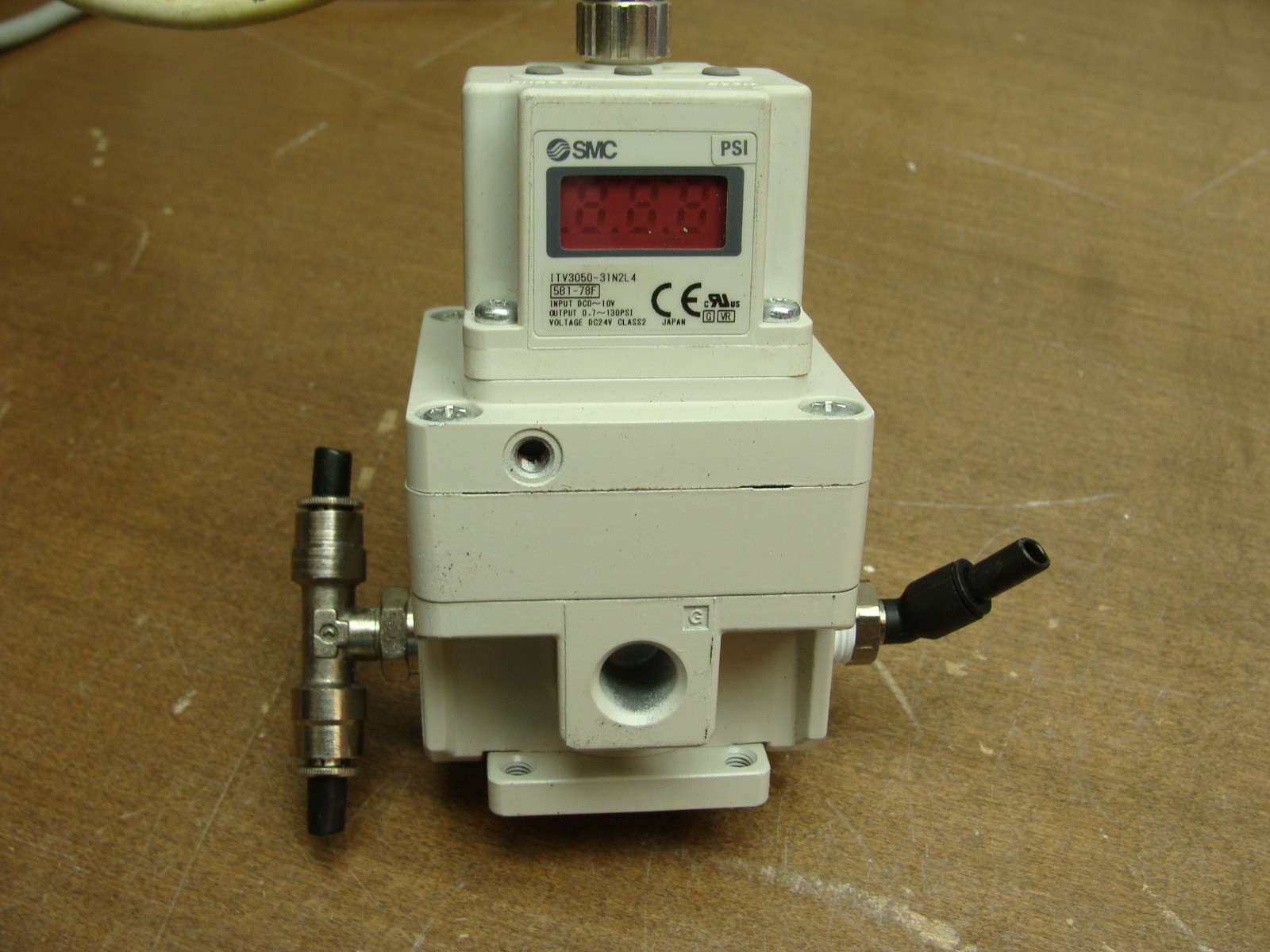 SMC ELECTRO-PNEUMATIC REGULATOR ITV3050-31N2L4 24VDC 1/4″ NPT