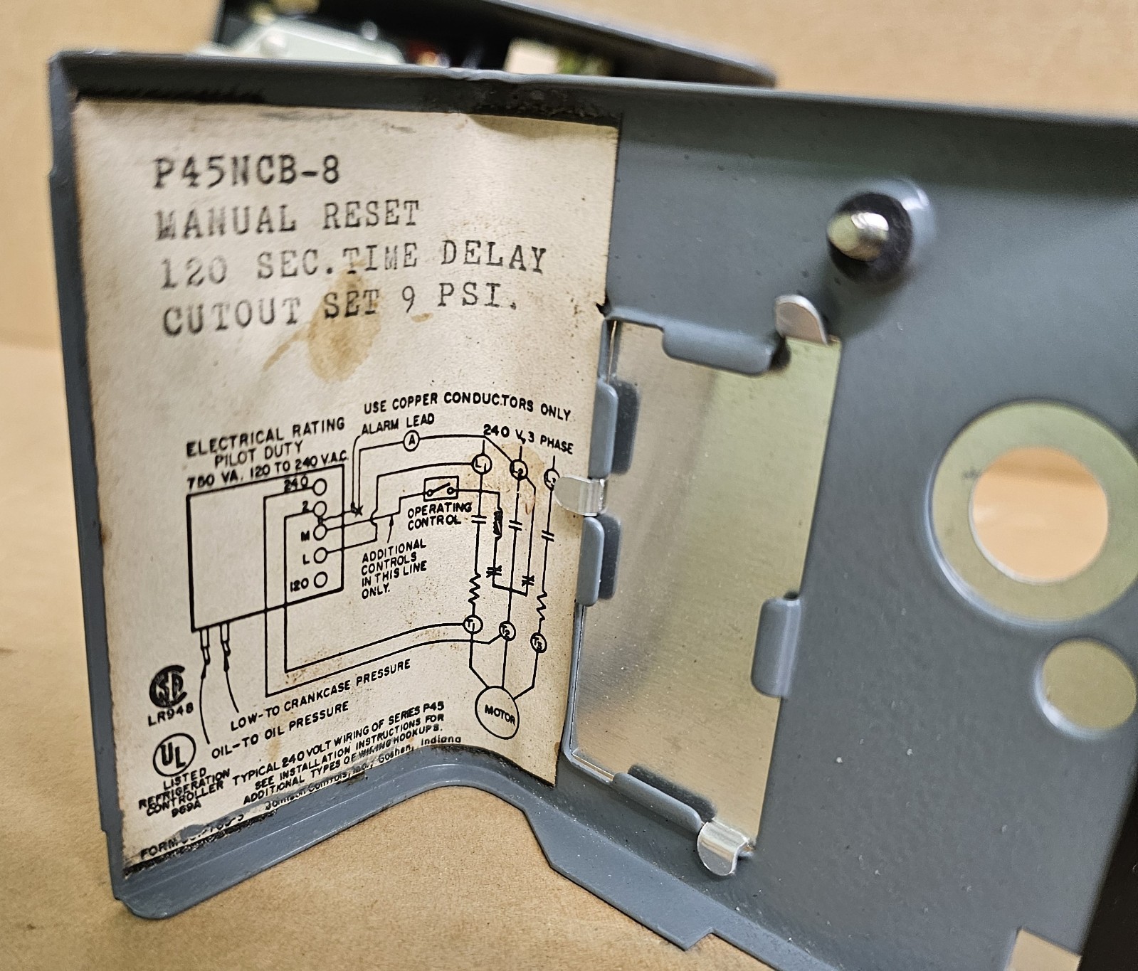 Johnson Controls P45NCB-8 PENN LUBRICATION PROTECTION