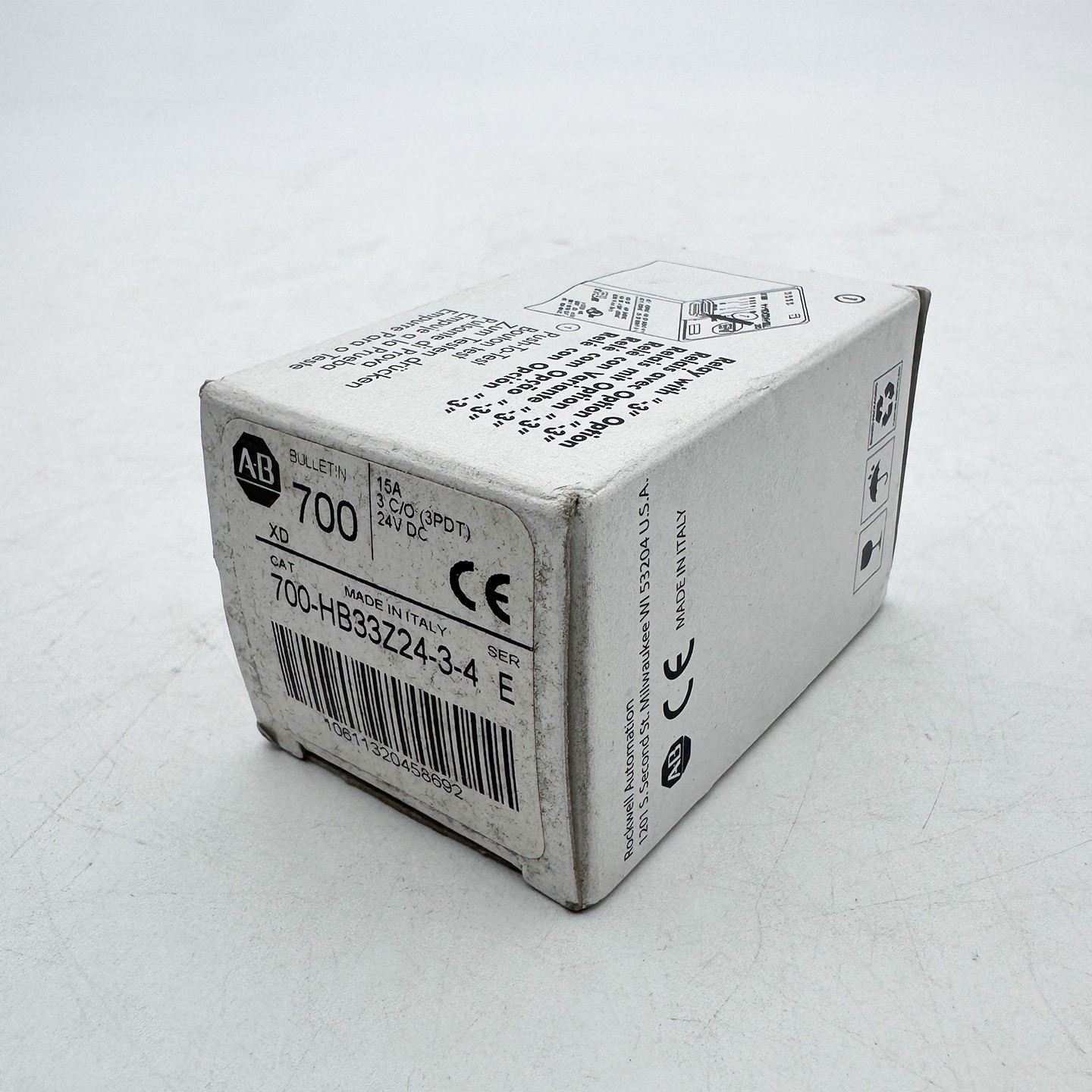 700-HB33Z24-3-4 24V DC GP Tall Square Base Relay New Original 700HB33Z2434