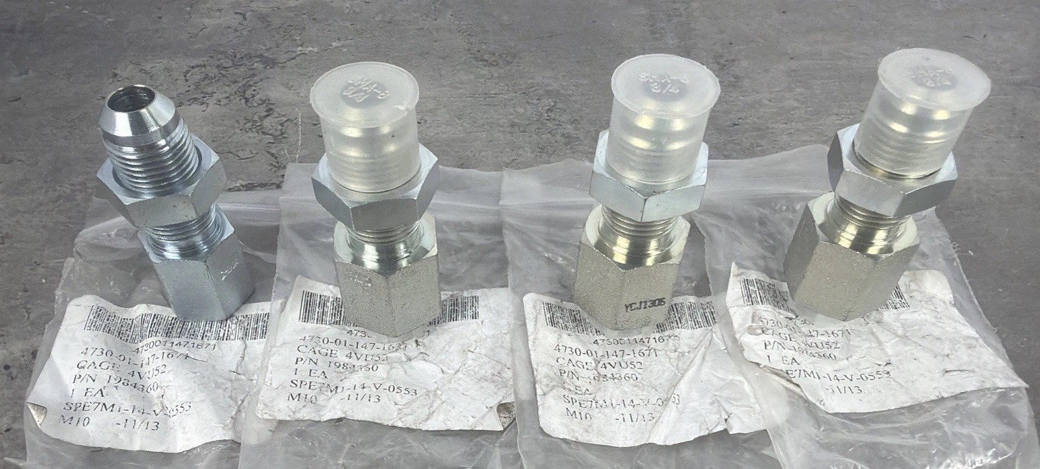 SMA-8 3/4 Tube Adapter Straight Fitting Lot of 4 New YCJ1306