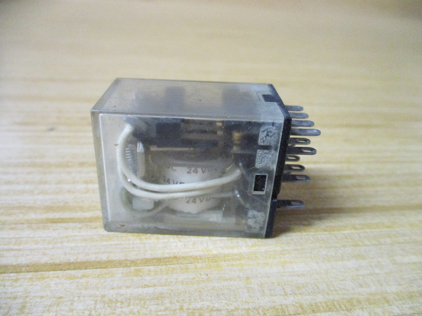 Omron MY4-D-NJB-DC24 Relay MY4-D-NJB-24VDC