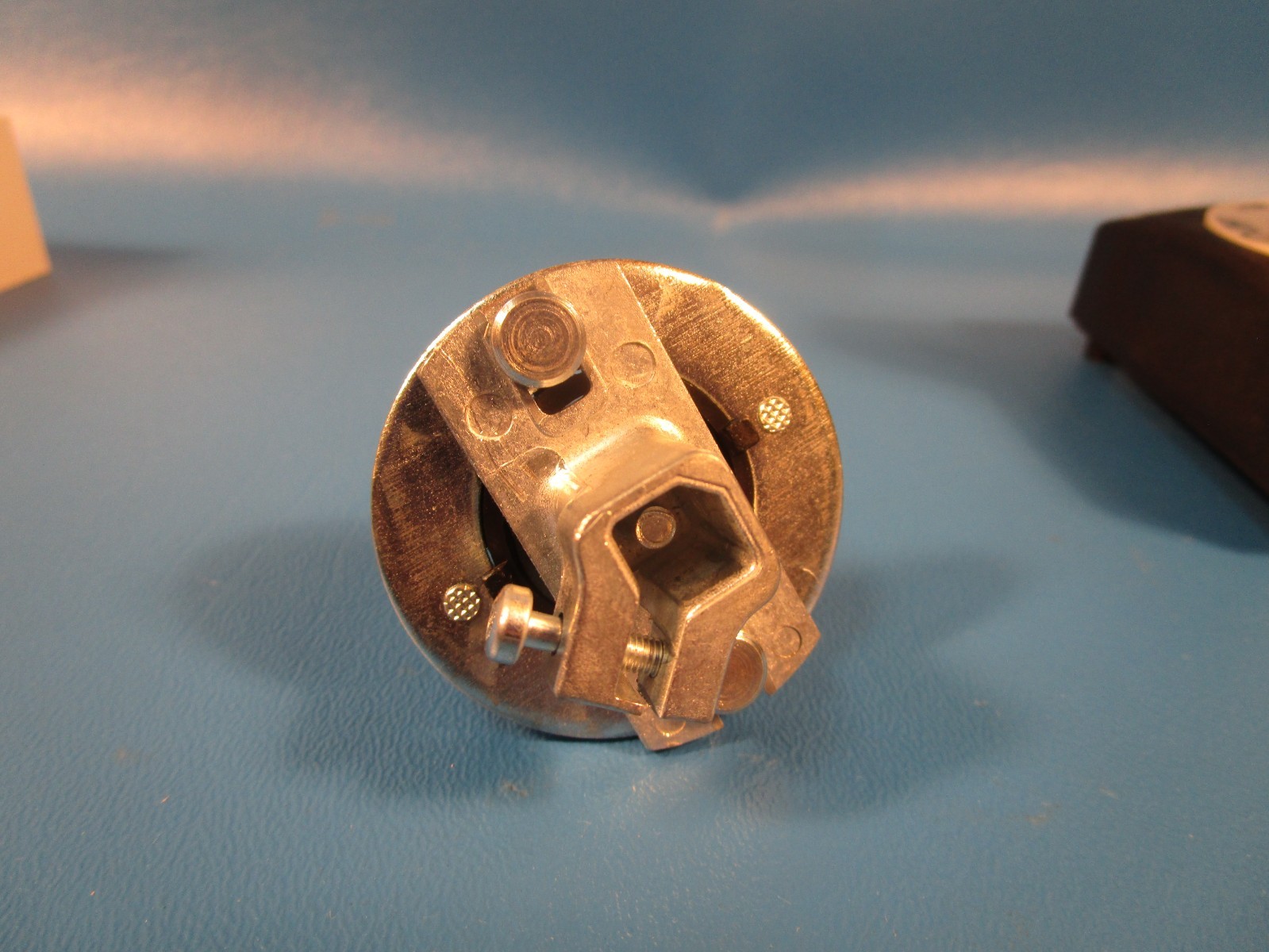 Eaton NZM2-XTVD-NA, Handle Mechanism, Molded Case Circuit Breaker Accessory