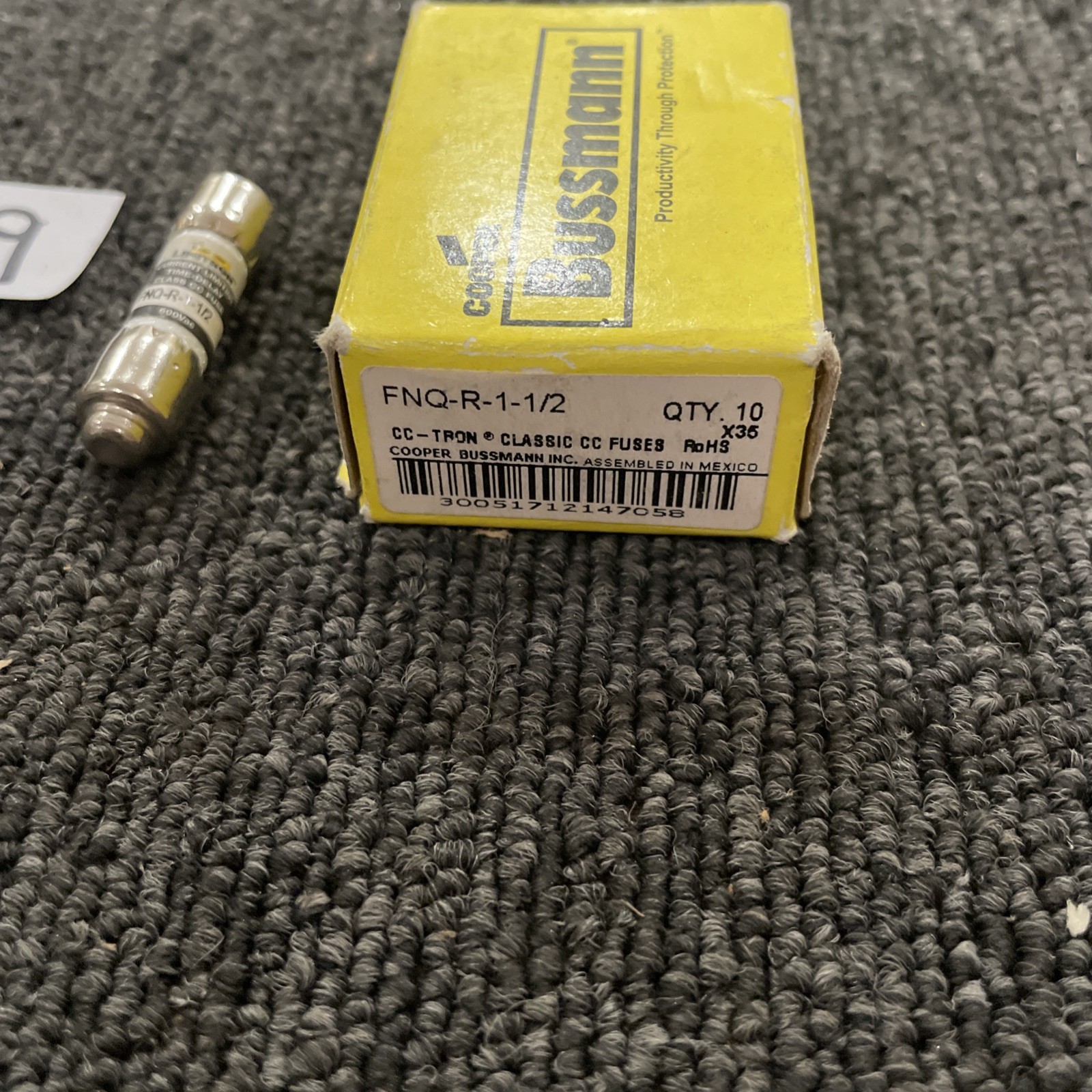 (8) BUSS FNQ-R-1-1/2 FUSE