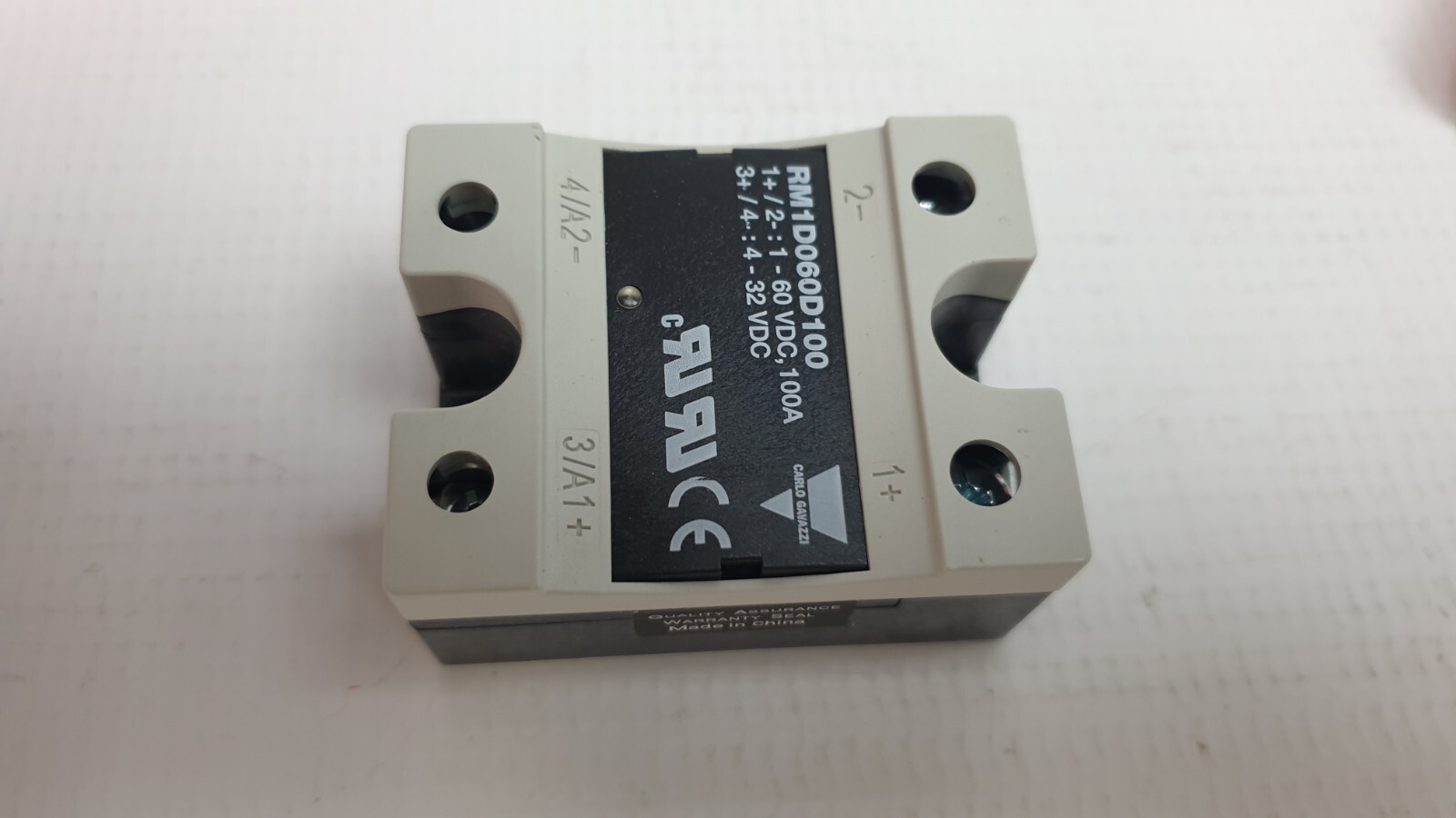 Carlo Gavazzi Solid State Relay RM1D060D100 Lot of 2 – New