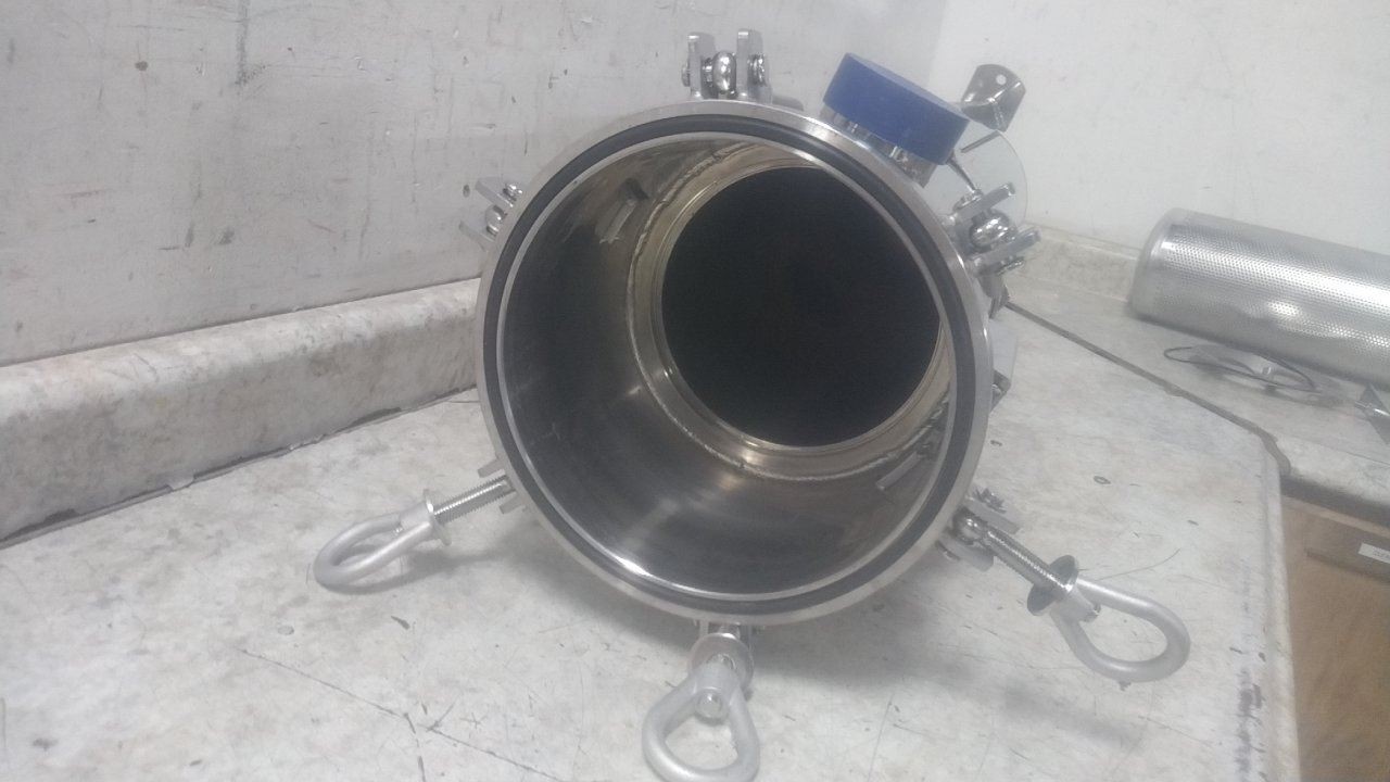 Pentair/Pentek ES22NA415-75 2 In NPT 150 Max PSI 135 GPM Bag Filter Housing